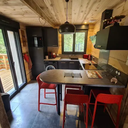 Chalet Le Refuge Perche Du Saut De La Bourrique, Spa, Terrain Cloture, Bordure De Foret