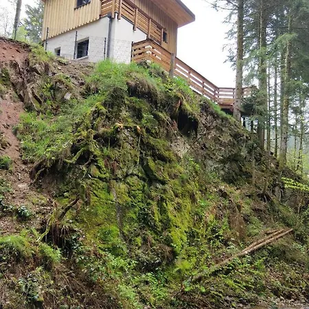 Alpesi faház Le Refuge Perche Du Saut De La Bourrique, Spa, Terrain Cloture, Bordure De Foret *