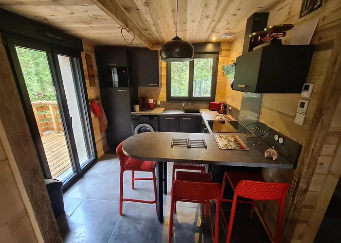 Шале Le Refuge Perche Du Saut De La Bourrique, Spa, Terrain Cloture, Bordure De Foret